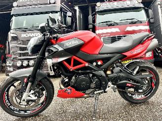 Aprilia  SHIVER 900 - led knipperlichten - drive modus - carbon spatbord - verstelbaar achterveer - stickersset picture 49