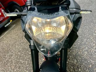 Aprilia  SHIVER 900 - led knipperlichten - drive modus - carbon spatbord - verstelbaar achterveer - stickersset picture 38