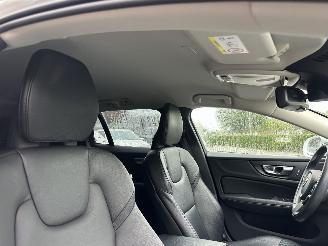 Volvo V-60 2.0 B3 Hybrid 8-traps aut Momentum - 49dkm nap - navi - camera - leer - stoel + stuurverw - CarPlay picture 69