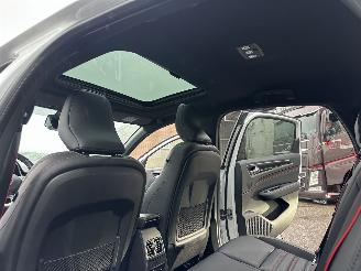 Renault Arkana 1.6 E-Tech Hybrid 145pk 8-traps aut RS-Line - pano - 360cam - carbon - leer - keyless - stuurverw - bomvol picture 25
