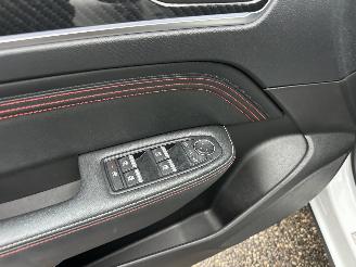 Renault Arkana 1.6 E-Tech Hybrid 145pk 8-traps aut RS-Line - pano - 360cam - carbon - leer - keyless - stuurverw - bomvol picture 39