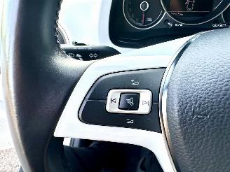 Volkswagen Up! 1.0i 65pk beats 5drs - nap - line assist - clima - cruise - pdc - privacy glass - subwoofer - licht + regensens picture 30