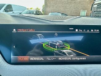 BMW 1-serie M135i xDrive 306pk aut + f1 High Exe M-Sport Performance - pano - nap - hud - harman/kardon - keyless - kuipstoelen picture 28