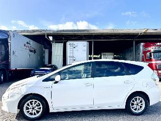Avarii autoturisme Toyota Prius Plus Wagon 1.8 Hybrid aut 99pk Comfort 7Pers - 2013/3