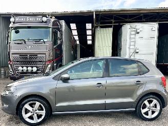 krockskadad bil auto Volkswagen Polo 1.2 TSI 105pk 6-bak Highline 5drs - 75dkm nap - clima + cruise contr - lmv - 4x elektr ramen - privacy glass 2026/9