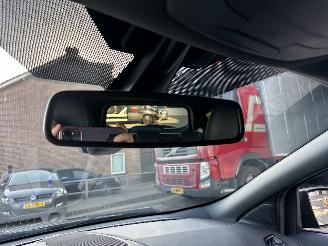 Ford Kuga 1.5 EcoB Turbo 150pk 6-bak ST-Line - nap - navi - xenon - park assist - leer + alcantara - zwarte hemel - keyless picture 40