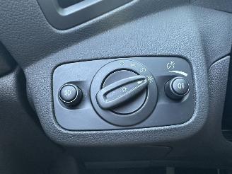 Ford Kuga 1.5 EcoB Turbo 150pk 6-bak ST-Line - nap - navi - xenon - park assist - leer + alcantara - zwarte hemel - keyless picture 38