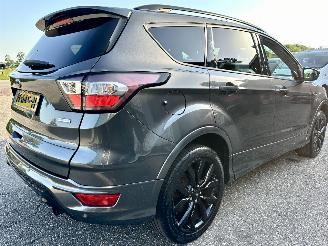 Ford Kuga 1.5 EcoB Turbo 150pk 6-bak ST-Line - nap - navi - xenon - park assist - leer + alcantara - zwarte hemel - keyless picture 5