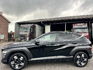Voiture accidenté Hyundai Kona 1.6 GDI Hybrid Comfort Smart - nap - 1e eig - nav - cam - keyless - front + line + side assist - stuurverw 2025/10