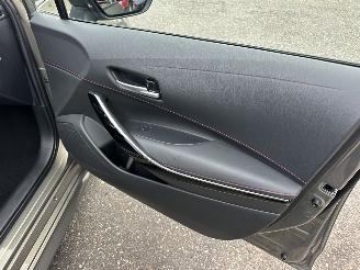 Toyota Corolla 1.8 Hybrid aut + lpg/g3 Executive - 64dkm nap - pano - head up - keyless - kuipstoelen - lpg/g3 onderbouw picture 30