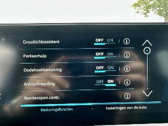 Peugeot 3008 1.6 HYbrid 225pk aut + f1 Allure Pack Bus - nap - nav - camera - keyless entry + start  - line + side assist picture 34