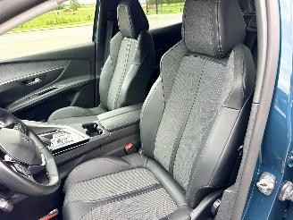 Peugeot 3008 1.6 HYbrid 225pk aut + f1 Allure Pack Bus - nap - nav - camera - keyless entry + start  - line + side assist picture 20