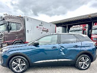 krockskadad bil auto Peugeot 3008 1.6 HYbrid 225 Allure Pack Business 2022/5