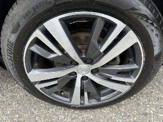 Peugeot 3008 1.6 HYbrid 225pk aut + f1 Allure Pack Bus - nap - nav - camera - keyless entry + start  - line + side assist picture 71