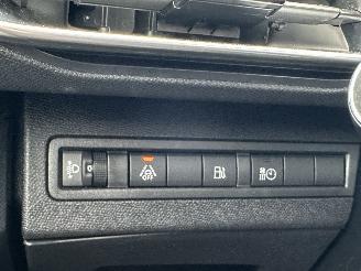 Peugeot 3008 1.6 HYbrid 225pk aut + f1 Allure Pack Bus - nap - nav - camera - keyless entry + start  - line + side assist picture 31