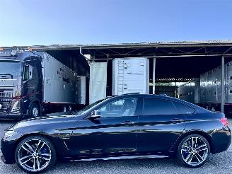 damaged passenger cars BMW 4-serie 418i 136pk aut high exe M-sport - nap - schuifdak - head up - keyless - leer - trekh - 19 inch lmv 2018/11