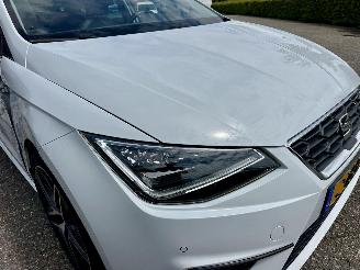 Seat Ibiza 1.0 TSI 95pk FR 5drs - pano - beats - camera - keyless entry + start - front assist - navi - pdc v+a picture 103