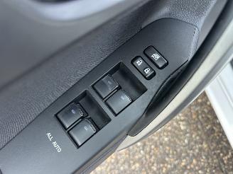 Toyota Auris Touring Sports 1.8 Hybrid aut 123pk L.Pro Exe - nap - pano - xenon - navi - camera - keyless - bearlock - pdc v+a picture 50