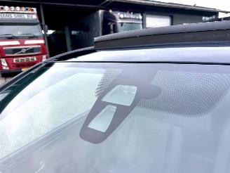 Volkswagen Up! 1.0 60pk High Up! Bluem. 5drs - nap - pano  - leer - stoelverw - airco - cruise - pdc - privacy glass picture 6