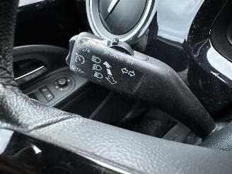Volkswagen Up! 1.0 60pk High Up! Bluem. 5drs - nap - pano  - leer - stoelverw - airco - cruise - pdc - privacy glass picture 22