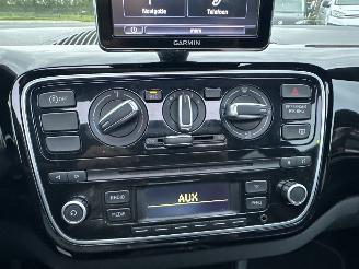 Volkswagen Up! 1.0 60pk High Up! Bluem. 5drs - nap - pano  - leer - stoelverw - airco - cruise - pdc - privacy glass picture 16