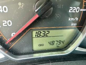 Toyota Yaris 1.3 VVT-i 99pk aut + f1 Dynamic - 48dkm nap - 1e eig - navi - cam - pdc v+a - airco - cruise - parelmoer picture 34