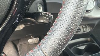 Toyota Yaris 1.3 VVT-i 99pk aut + f1 Dynamic - 48dkm nap - 1e eig - navi - cam - pdc v+a - airco - cruise - parelmoer picture 72