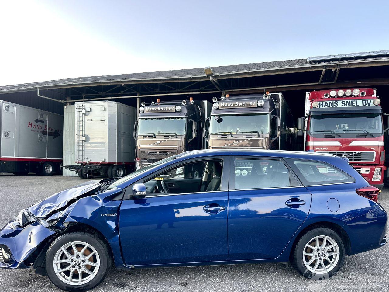 Toyota Auris Touring Sports 1.8 Hybrid 99pk aut Aspiration - nap - clima - cruise - navi - camera - aux - usb - facelift model