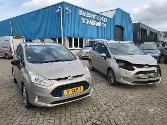 damaged passenger cars Ford B-Max 2xB-Max 1xAUTOMAAT 1.6 TI-VCT Titanium 1x 1.0 EcoBoost Titanium 1 KOOP 2015/8
