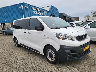 Schadeauto Peugeot Expert e-Expert 50 kWh 9 persoons 2021/9