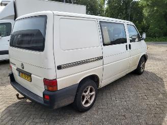 krockskadad bil auto Volkswagen Transporter T4 Volkswagen Transporter 1.9 TD 292 T800 DC 2001/8
