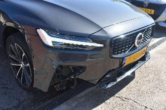 Volvo V-60 2.0 T6 Plug-in Hybrid AWD Plus Dark 253Pk *Navi/Clima/Camera/Panorama/Stoelverwarming picture 22