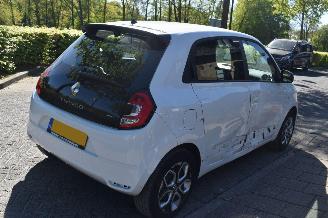 Renault Twingo 22Kwh R80 E-tech Equilibre 82Pk SOH 93% *Navi/Clima picture 3