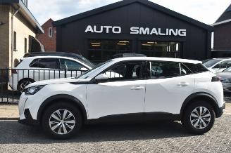Coche accidentado Peugeot 2008 1.2 Puretech Blue Lease Active 102Pk *Navi/Clima 2022/2