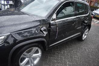 Volkswagen Tiguan 2.0 Tdi R-Line Edition 140Pk *Navi/Airco/Panorama picture 19