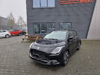  Suzuki Swift STYLE / STOEL+STUUR VERW / CAMERA/ NAVI / KEYLESS 2025/10