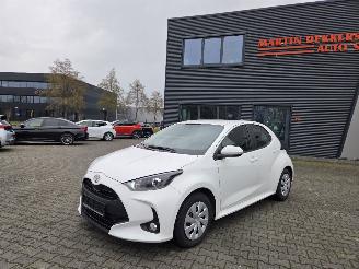 skadebil auto Toyota Yaris 1.5 Benz 92kw  / CAMERA / CarPLAY / 17DKM 2024/5