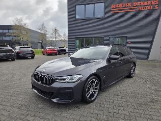 skadebil auto BMW 5-serie 530i 180KW M-SPORT / HEAD UPP / PANO / 50DKM. 2023/4