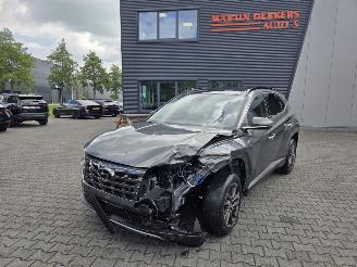 Hyundai Tucson 100kw HYBR-DIESEL / LEER / PANO / AUTOM / 49 DKM picture 2