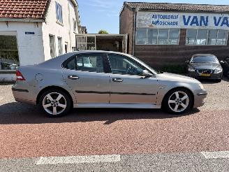 Saab 9-3 2.0T Vector picture 4