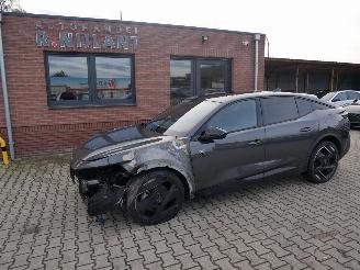 Damaged car Peugeot 408 GT 225 PLUG IN HYBRYDE BENZINE LEER LED 2023/8