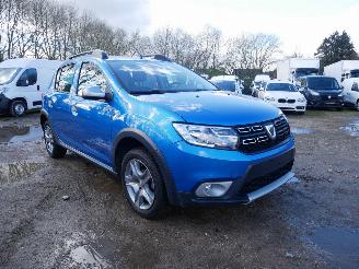 Voiture accidenté Dacia Sandero STEPWAY PRESTIGE LEER 2017/4