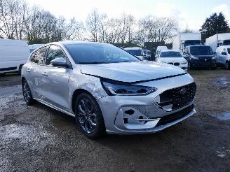 uszkodzony samochody osobowe Ford Focus ST LINE X 2025/9
