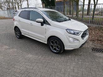 krockskadad bil auto Ford EcoSport ST-LINE ALCANTARA B&O 2021/2