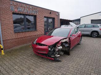 Unfallwagen Tesla Model 3 LONG RANGE DUAL AWD 2019/3