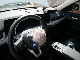 BMW iX1  picture 16