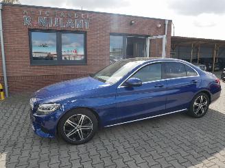 Vaurioauto  passenger cars Mercedes C-klasse C 200 D AVANTGARDE PANORAMADAK LED 2018/10
