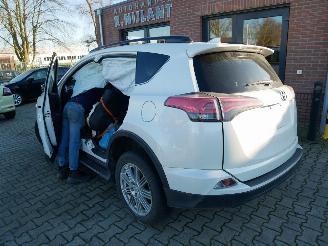 Toyota Rav-4 HYBRID EDITION S 4X4 picture 6