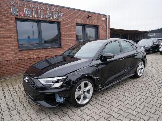 Vaurioauto  passenger cars Audi A3 SPORT XENON 2017/2