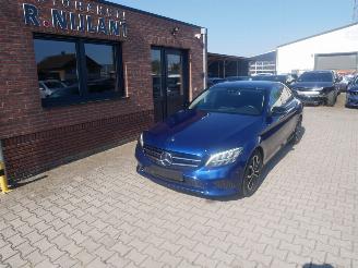 krockskadad bil auto Mercedes C-klasse C180 AVANTGARDE LED 2019/5